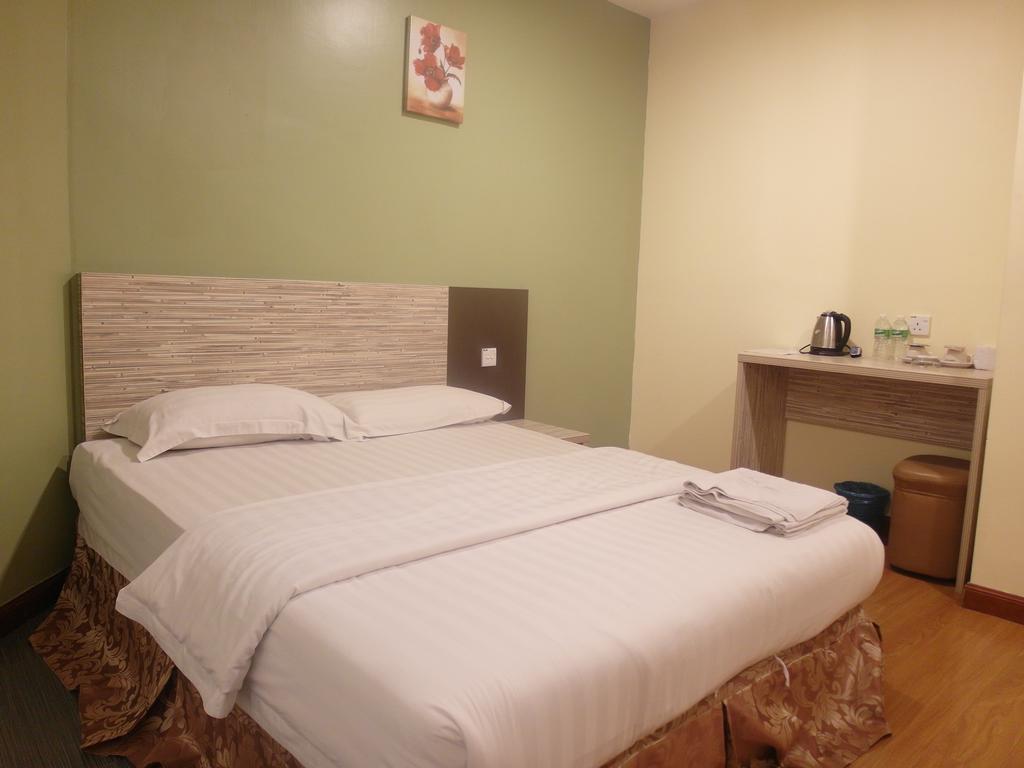 Lbs Hotel Cheras Oda fotoğraf